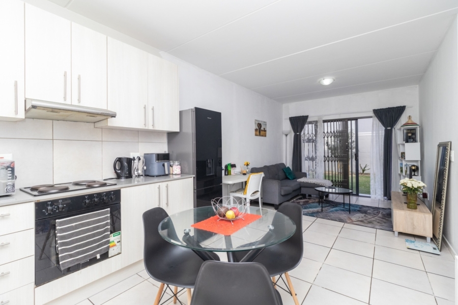 2 Bedroom Property for Sale in Parklands Western Cape
